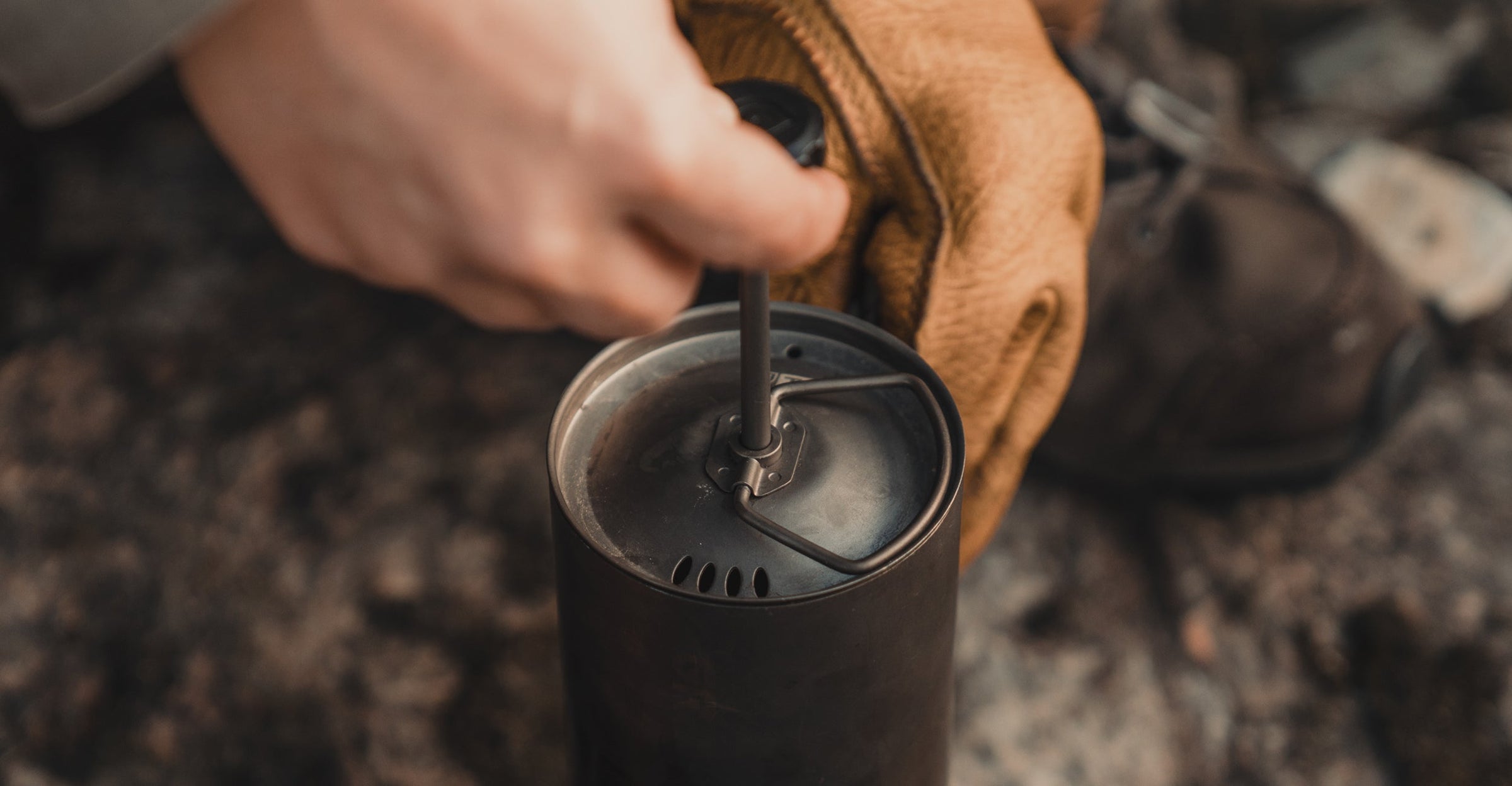 Plunging the all new Grayl titanium coffee press